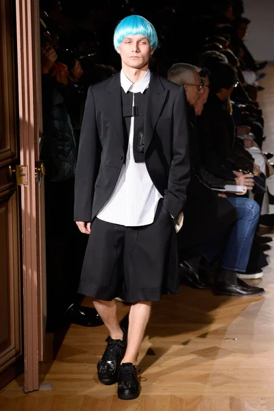 Look 31